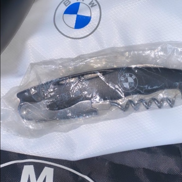 #BMW bundle! 2 water bottles
1 waterproof bag
1 duffle bag 
1 wine/bottle opener - Picture 2 of 4